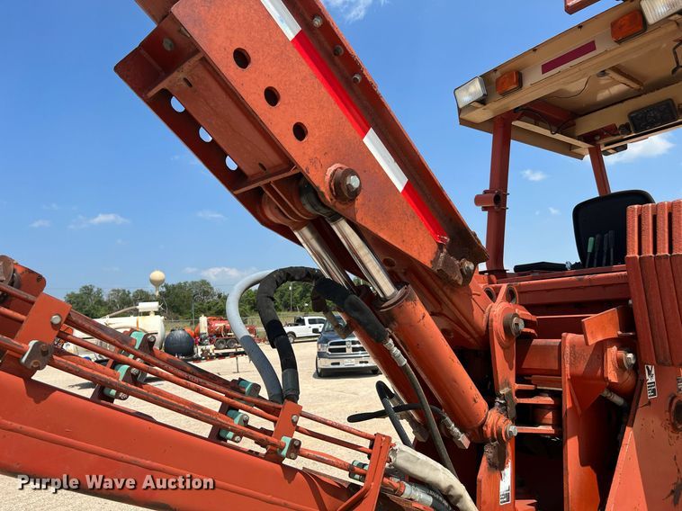 image for item DQ2106 2006 Ditch Witch HT185  cable plow