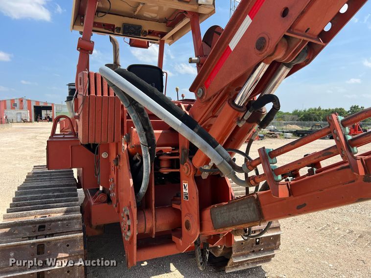 image for item DQ2106 2006 Ditch Witch HT185  cable plow