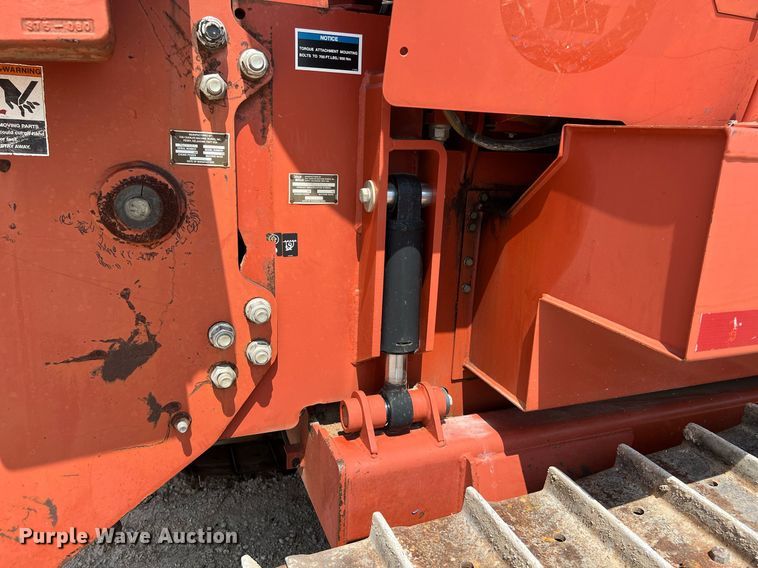 image for item DQ2106 2006 Ditch Witch HT185  cable plow