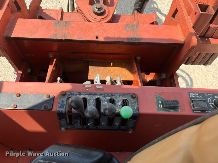 image for item DQ2106 2006 Ditch Witch HT185  cable plow