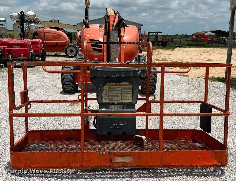 image for item DQ2107 2014 JLG 600AJ  boom lift