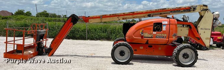 image for item DQ2107 2014 JLG 600AJ  boom lift