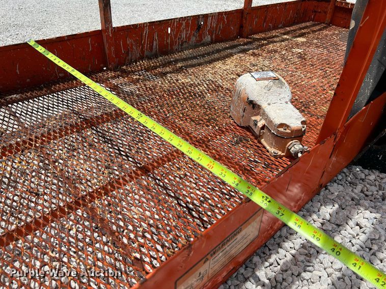 image for item DQ2107 2014 JLG 600AJ  boom lift