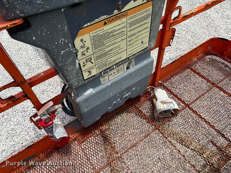 image for item DQ2107 2014 JLG 600AJ  boom lift