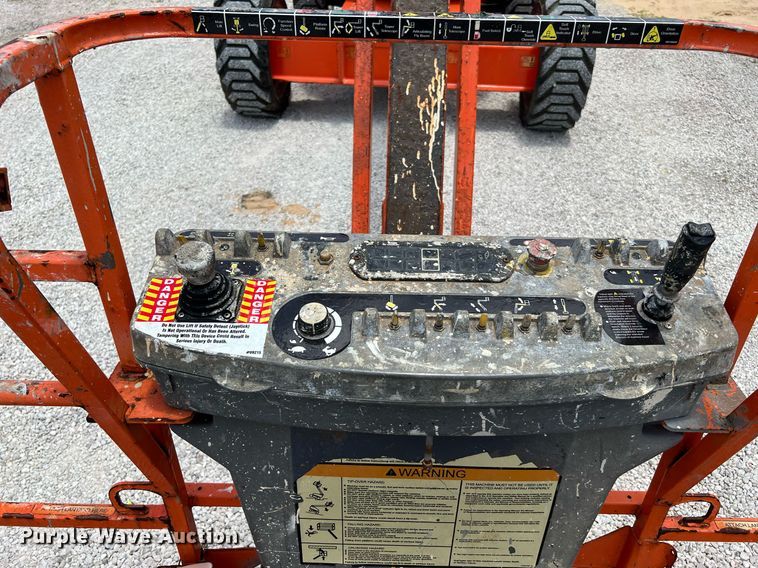 image for item DQ2107 2014 JLG 600AJ  boom lift