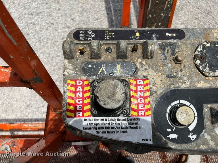 image for item DQ2107 2014 JLG 600AJ  boom lift