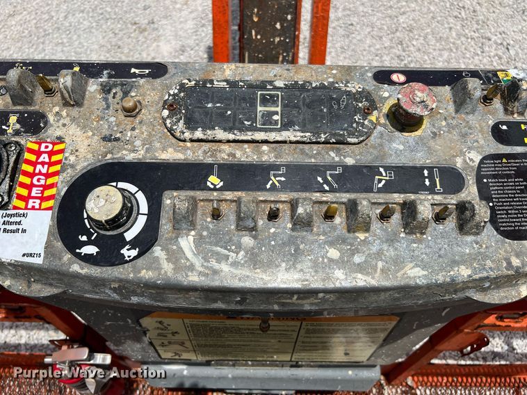 image for item DQ2107 2014 JLG 600AJ  boom lift