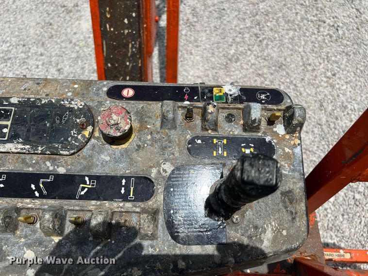 image for item DQ2107 2014 JLG 600AJ  boom lift