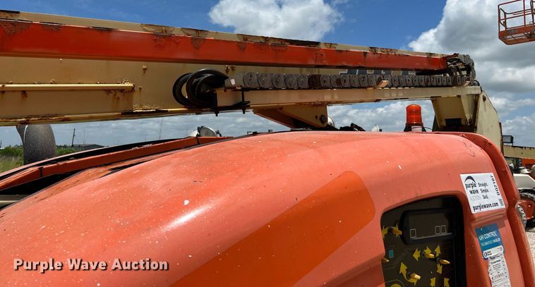image for item DQ2107 2014 JLG 600AJ  boom lift
