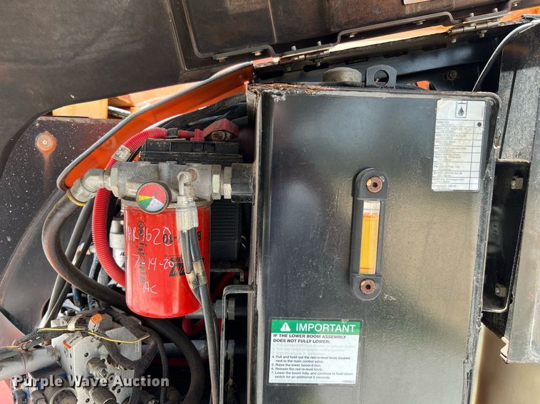 image for item DQ2107 2014 JLG 600AJ  boom lift