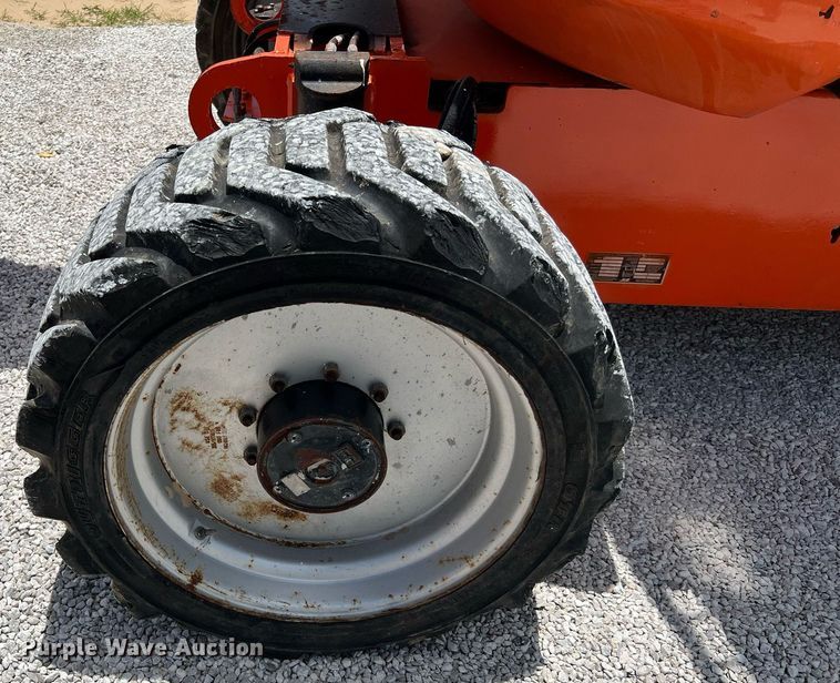 image for item DQ2107 2014 JLG 600AJ  boom lift