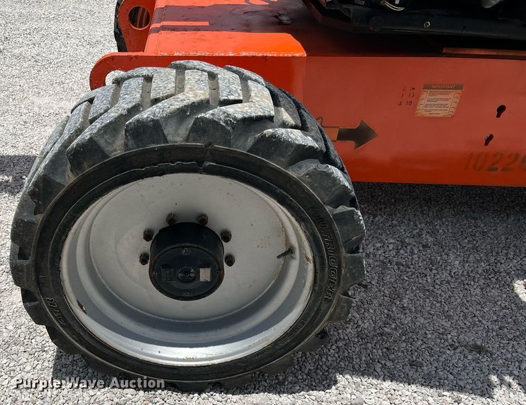 image for item DQ2107 2014 JLG 600AJ  boom lift