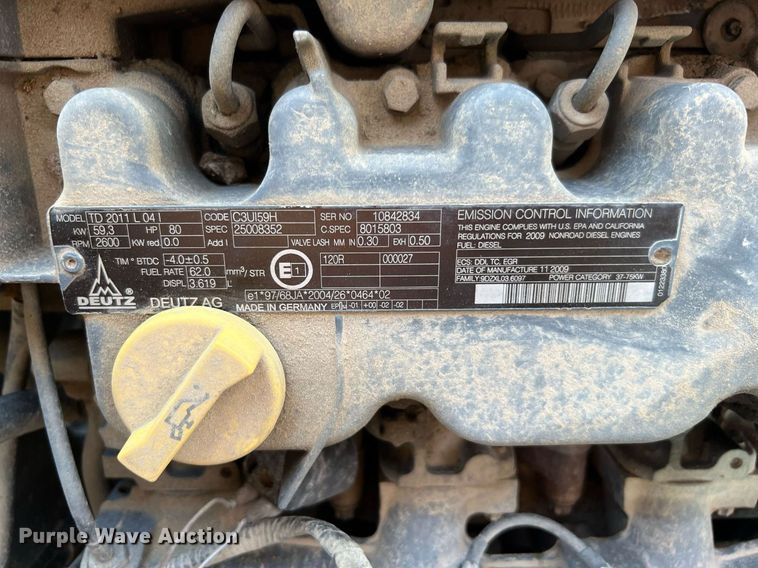 image for item DQ2108 2010 Takeuchi TW80  wheel loader