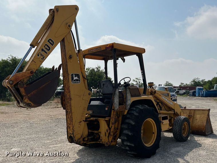 image for item DQ2109 1993 John Deere 310D  backhoe