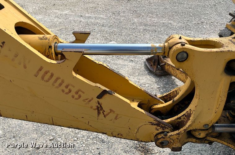 image for item DQ2109 1993 John Deere 310D  backhoe