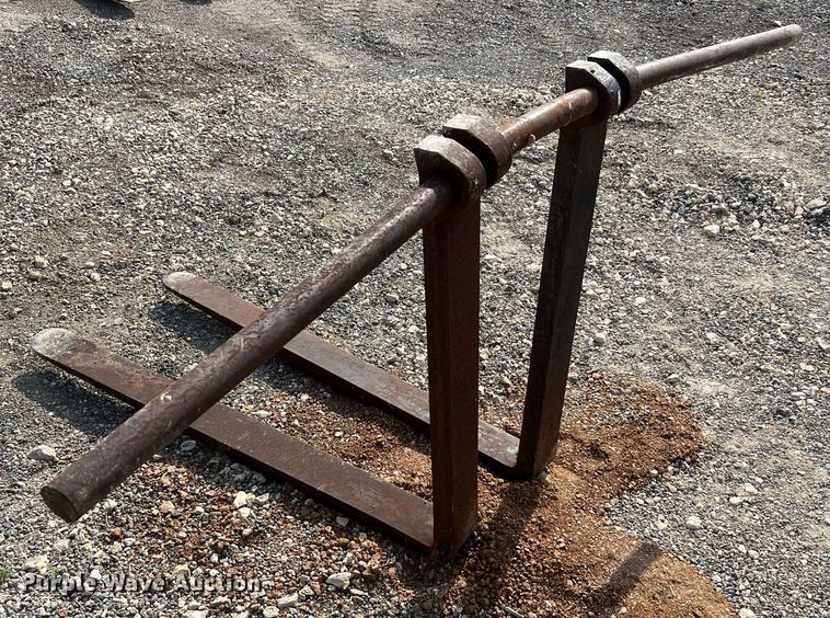 image for item DQ2109 1993 John Deere 310D  backhoe