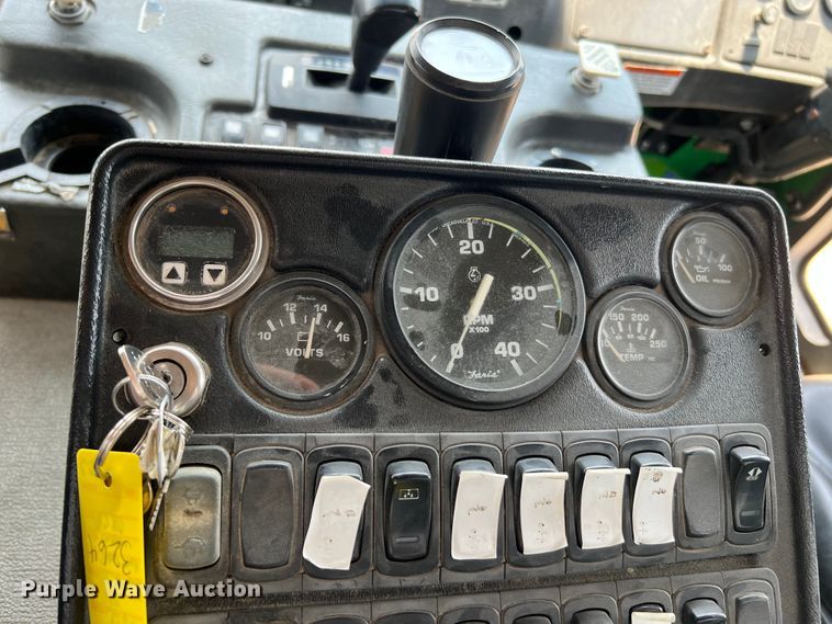 image for item DQ2112 2011 Crane Carrier  street sweeper truck