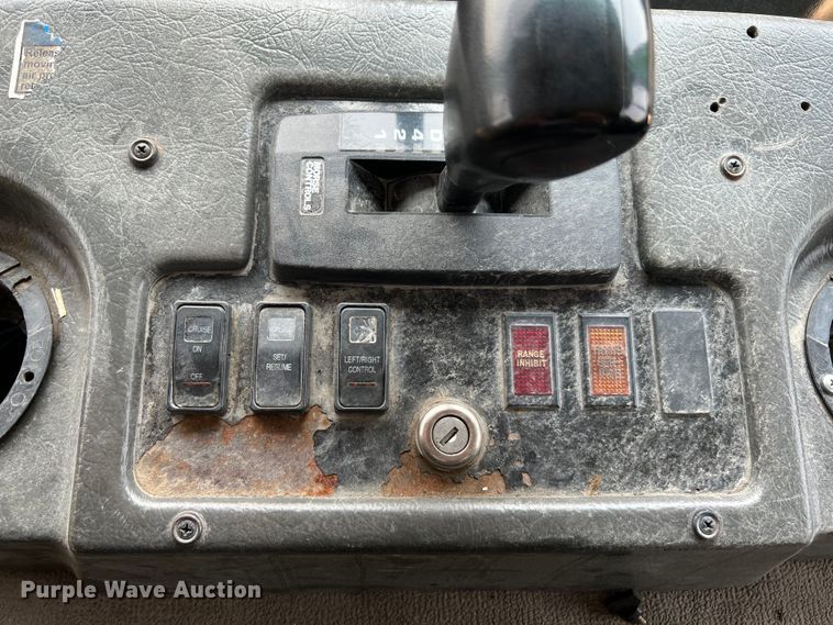 image for item DQ2112 2011 Crane Carrier  street sweeper truck