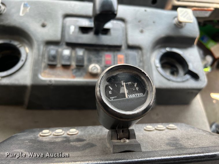 image for item DQ2112 2011 Crane Carrier  street sweeper truck