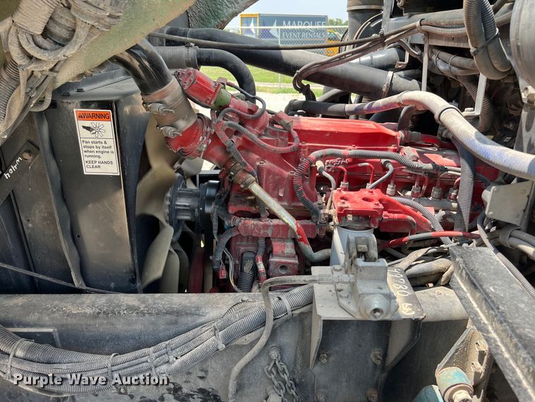 image for item DQ2112 2011 Crane Carrier  street sweeper truck