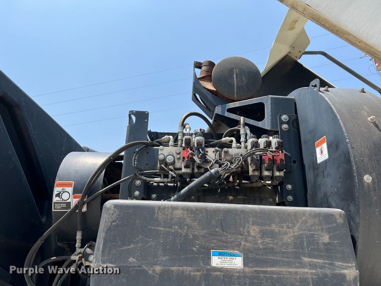 image for item DQ2112 2011 Crane Carrier  street sweeper truck