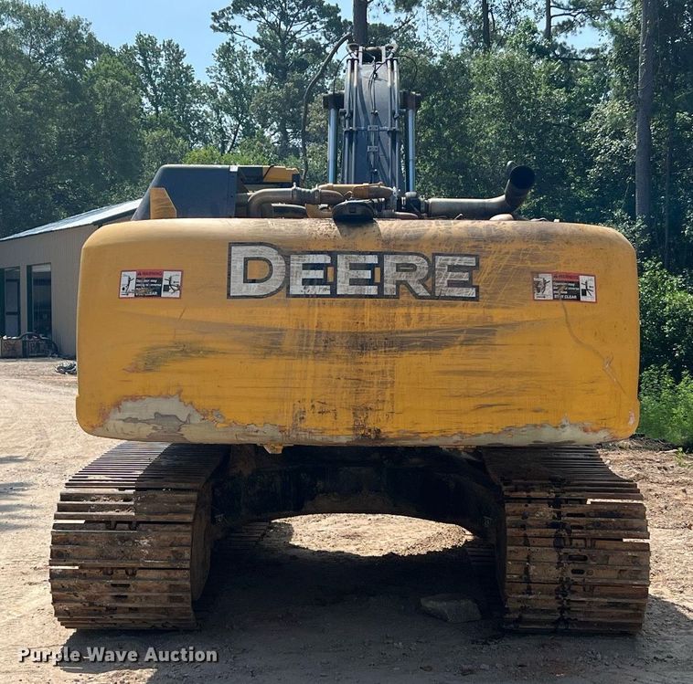 image for item DQ2113 2014 John Deere 350G LC  excavator