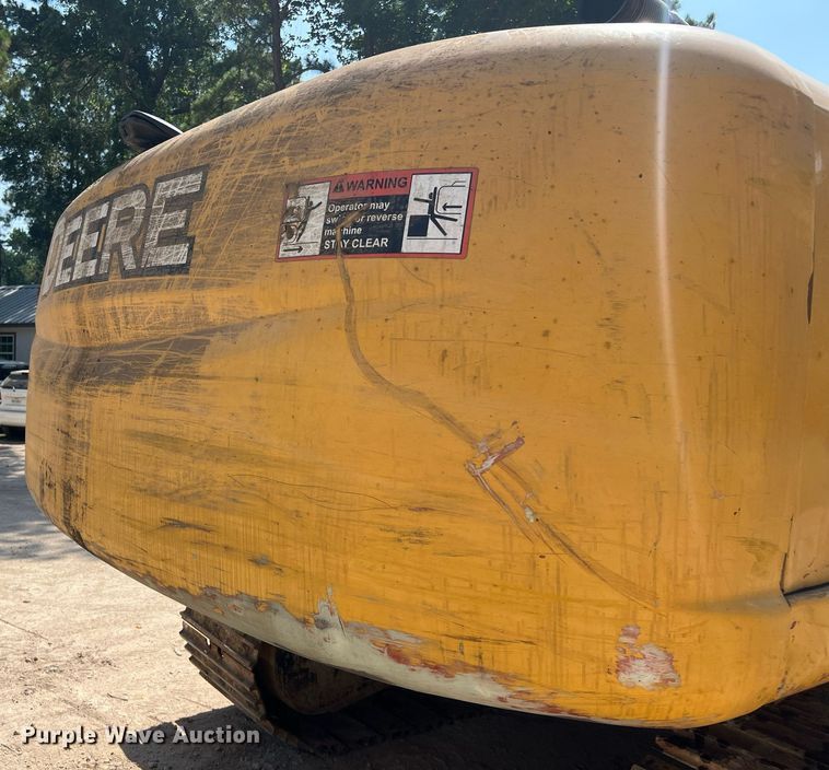 image for item DQ2113 2014 John Deere 350G LC  excavator