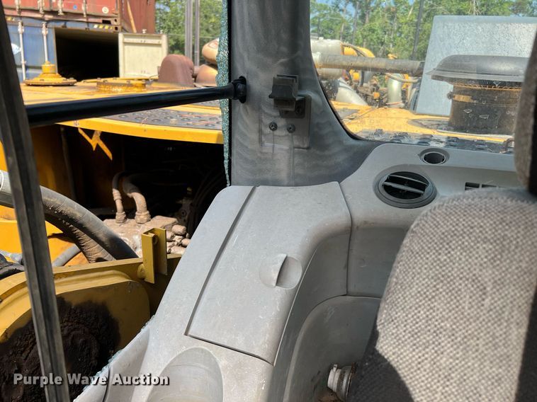 image for item DQ2113 2014 John Deere 350G LC  excavator