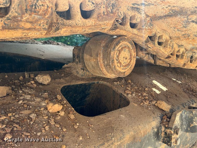 image for item DQ2113 2014 John Deere 350G LC  excavator