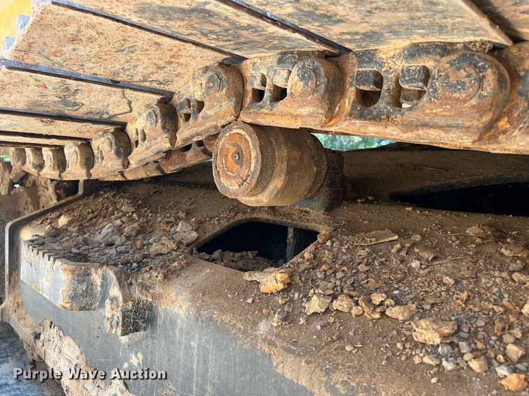 image for item DQ2113 2014 John Deere 350G LC  excavator