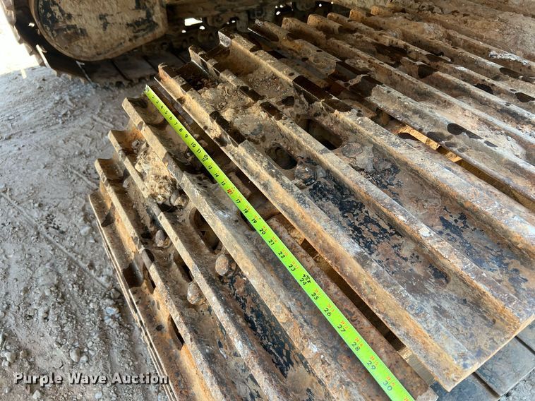 image for item DQ2113 2014 John Deere 350G LC  excavator