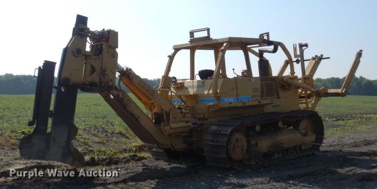 image for item DQ7330 1987 Dresser TD-20G  cable plow