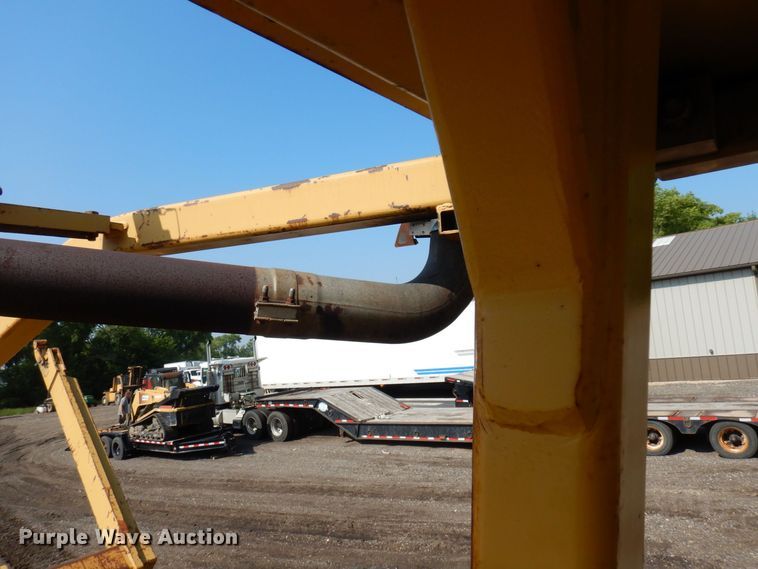 image for item DQ7330 1987 Dresser TD-20G  cable plow