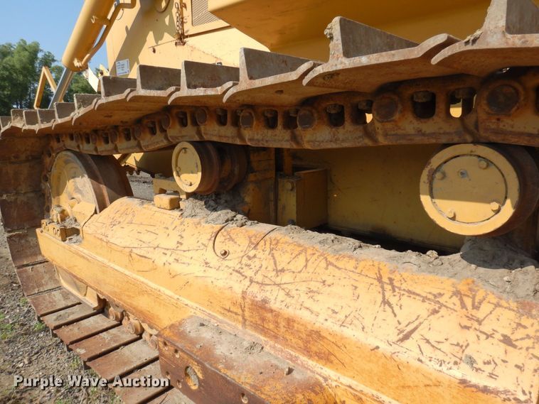 image for item DQ7330 1987 Dresser TD-20G  cable plow