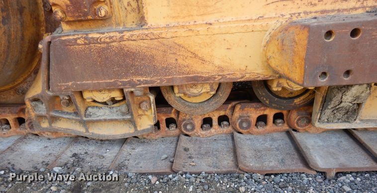 image for item DQ7330 1987 Dresser TD-20G  cable plow