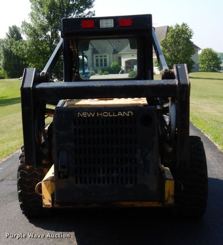 image for item DQ7331 1997 New Holland LX885 Turbo  skid steer loader