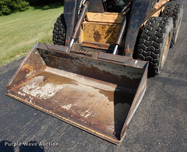 image for item DQ7331 1997 New Holland LX885 Turbo  skid steer loader