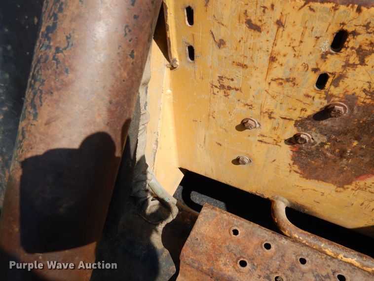 image for item DQ7331 1997 New Holland LX885 Turbo  skid steer loader