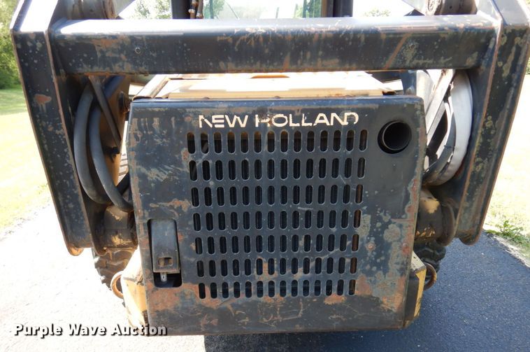 image for item DQ7331 1997 New Holland LX885 Turbo  skid steer loader