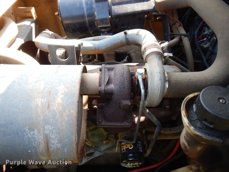 image for item DQ7331 1997 New Holland LX885 Turbo  skid steer loader