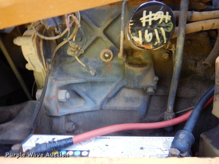 image for item DQ7331 1997 New Holland LX885 Turbo  skid steer loader