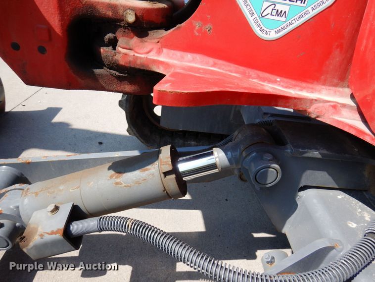 image for item DQ7332 2019 Takeuchi TB216  mini excavator