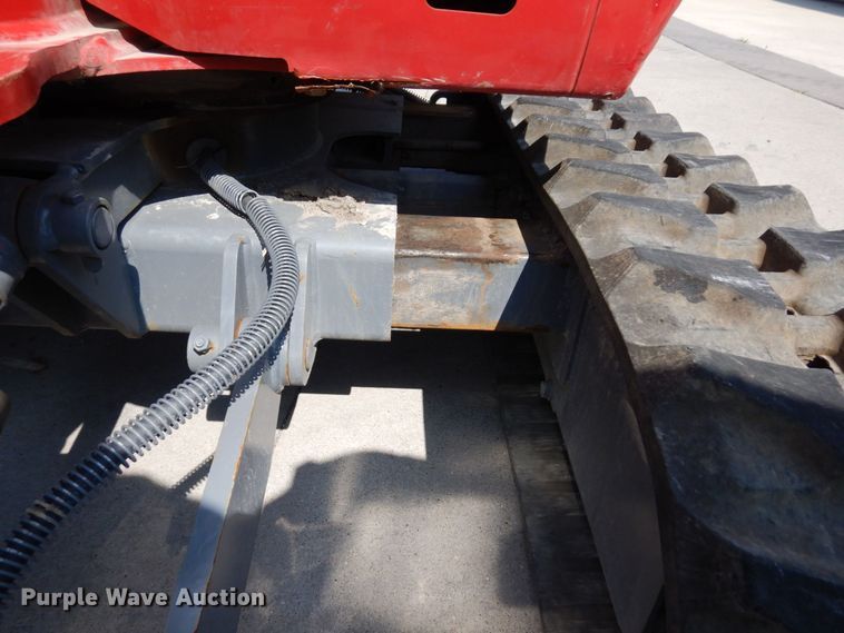 image for item DQ7332 2019 Takeuchi TB216  mini excavator