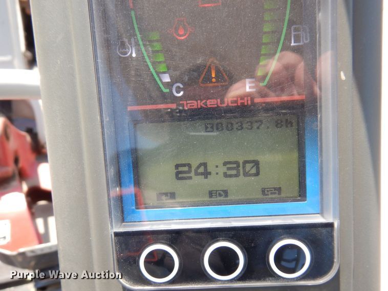 image for item DQ7332 2019 Takeuchi TB216  mini excavator