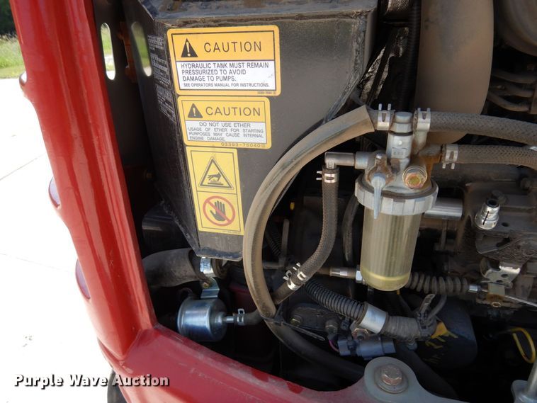 image for item DQ7332 2019 Takeuchi TB216  mini excavator