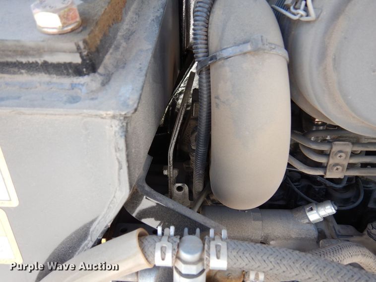 image for item DQ7332 2019 Takeuchi TB216  mini excavator