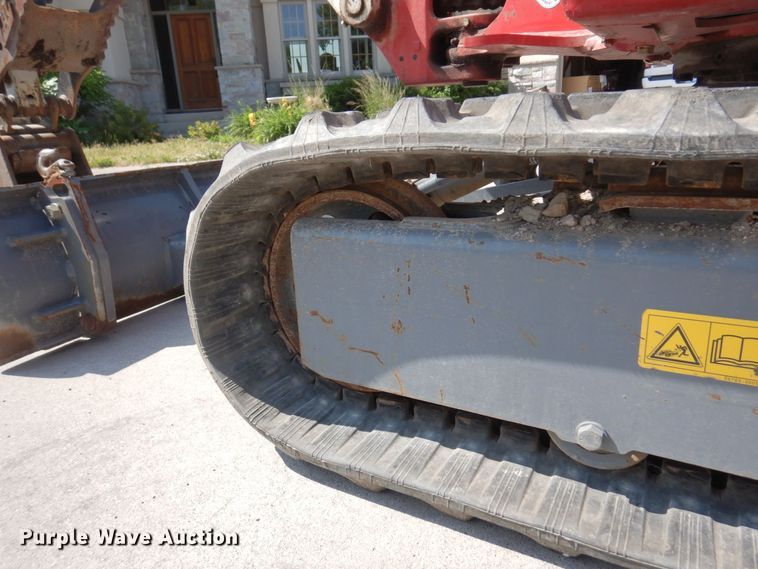 image for item DQ7332 2019 Takeuchi TB216  mini excavator