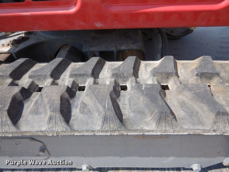 image for item DQ7332 2019 Takeuchi TB216  mini excavator