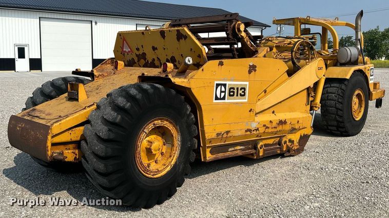 image for item DR4729 1976 Caterpillar 613  elevating scraper