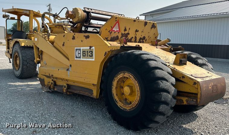 image for item DR4729 1976 Caterpillar 613  elevating scraper